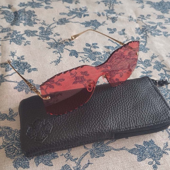 Chrome Hearts Red Sunglasses - Picture 2 of 9